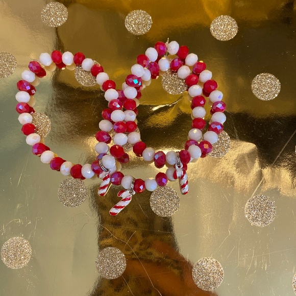 Candy cane bracelet perfect for friend gifts - Picture 2 of 2